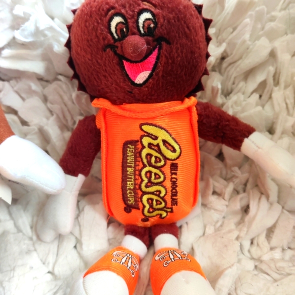 Hershey's And Reese's Peanut Butter Cup Plush Toy Set - Brown and Orange, - Picture 4 of 8